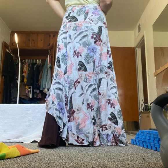 Asymmetrical Wrap Skirt Mini To Long Slit Leg Floral Ruffle Hem Textured S-XL - Picture 8 of 12